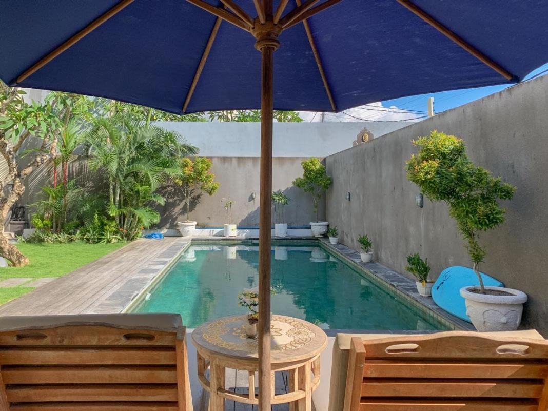 Lotus Bali Guest House チャングー エクステリア 写真