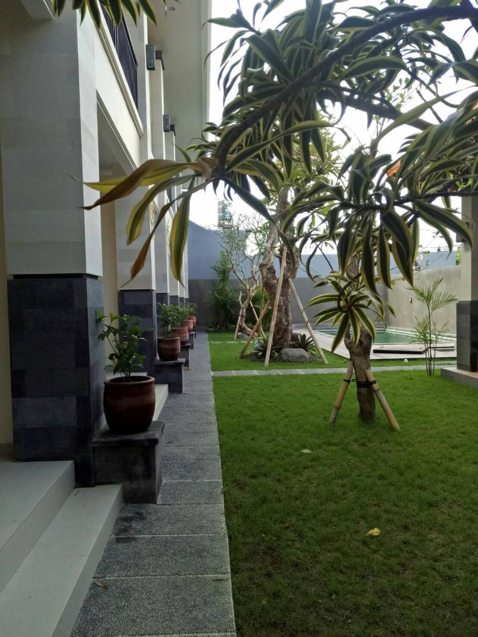 Lotus Bali Guest House チャングー エクステリア 写真